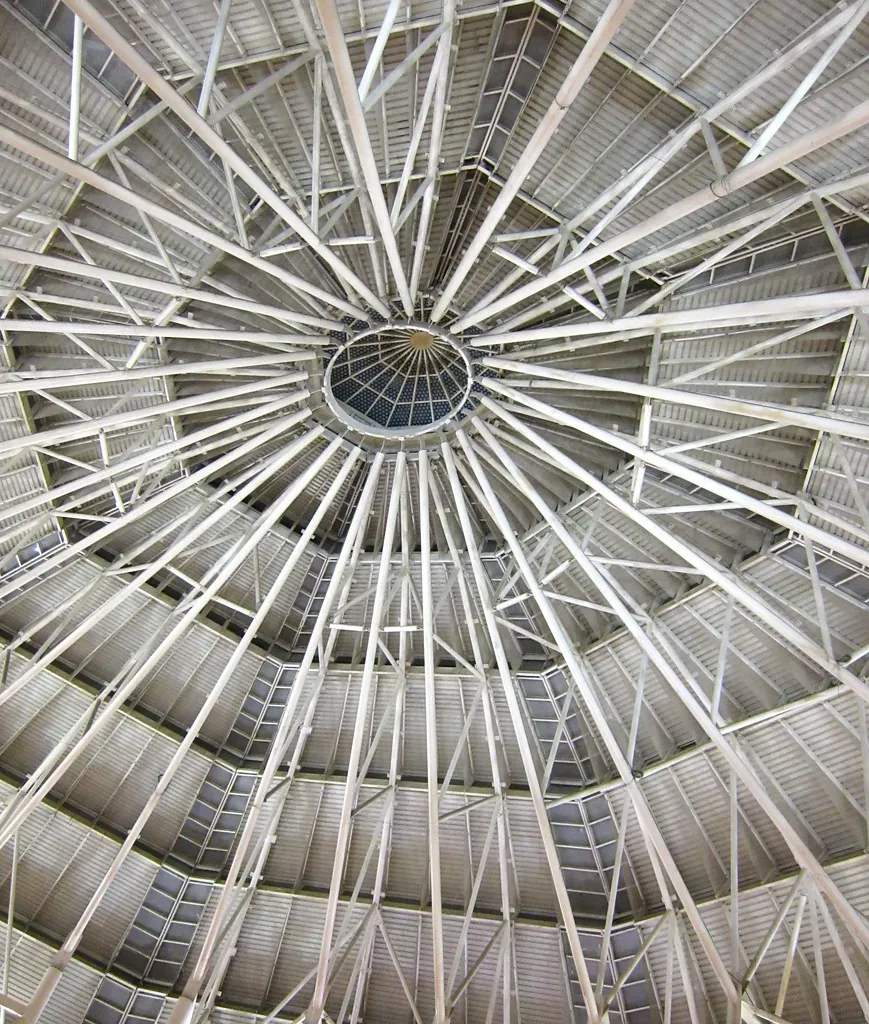Estructura arquitectónica radial